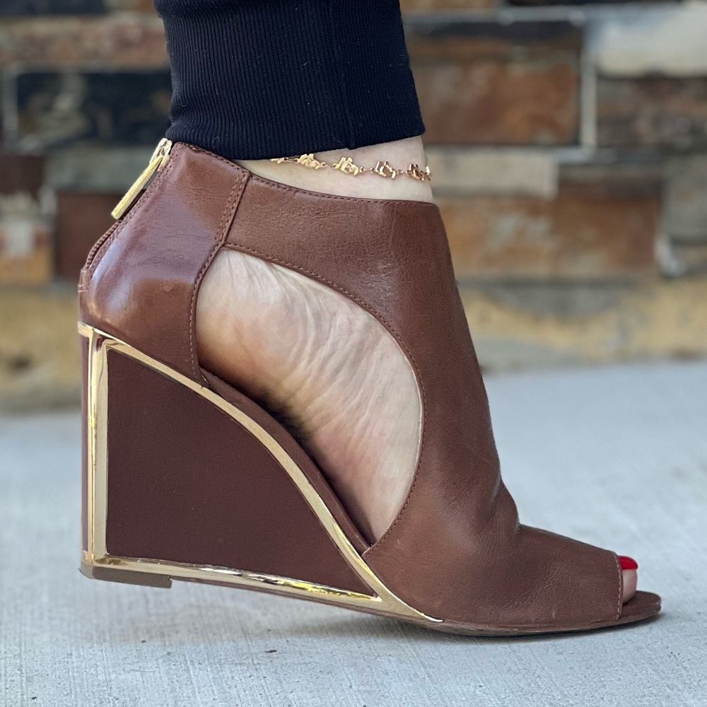 Brown wedges leather shoes